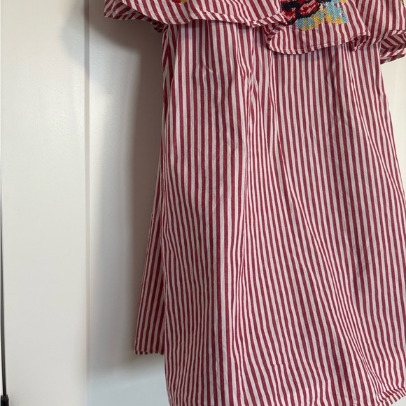 Label‎ Love Off the Shoulder Red Striped Dress w Floral Cross-Stitch Embroidery - Picture 8 of 10